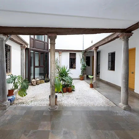 Luxury Puerta De La Alhambra Apartment Granada